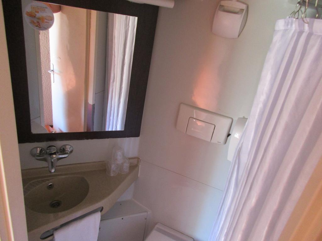 Premiere Classe Avignon Le Pontet Hotel